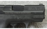Smith & Wesson ~ M&P 9 Shield with Thumb Safety ~ 9mm Para. - 6 of 7