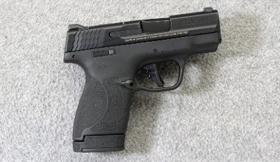 Smith & Wesson ~ M&P 9 Shield Plus ~ 9mm Parabellum