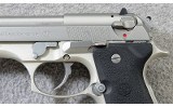 Beretta ~ 92FS INOX ~ 9mm Para. - 3 of 7
