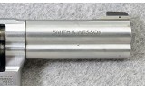 Smith & Wesson ~ 617-6 ~ .22 LR - 6 of 7