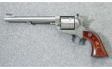 Ruger ~ New Model Super Blackhawk Model 00804 ~ .44 Magnum - 2 of 7