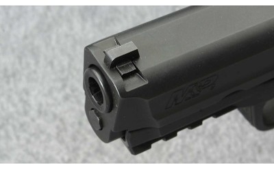 Smith & Wesson ~ M&P 9 with Crimson Trace Laser Grip ~ 9mm Para. - Image 5 of 7
