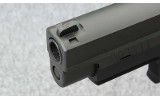 Sig Sauer ~ P220 ~ .45 ACP - 5 of 7