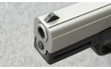 Smith & Wesson ~ SW9 VE ~ 9mm Para. - 5 of 7