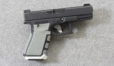 Glock ~ G19 ~ 9mm Para. - Image 1 of 7