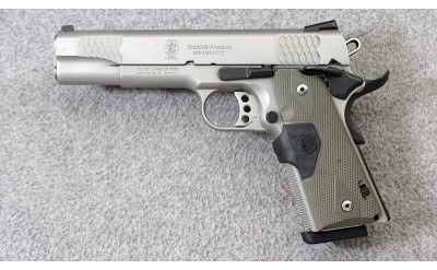 Smith & Wesson ~ SW1911CT ~ .45 ACP - Image 2 of 7