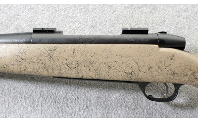 Weatherby ~ Mark V Uktra Lightweight ~ 7mm WBY MAG - Image 8 of 10