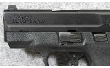 Smith & Wesson ~ M&P 9 Shield ~ 9mm Para. - 4 of 7