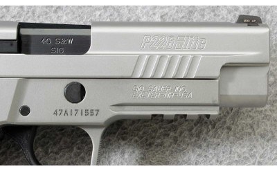 Sig Sauer ~ P226 Elite ~ .40 S&W - Image 6 of 7