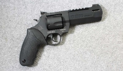 Taurus ~ Raging Hunter ~ .454 Casull - Image 1 of 7