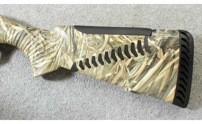 Benelli ~ SuperNova Camo ~ 12 Gauge - Image 9 of 10