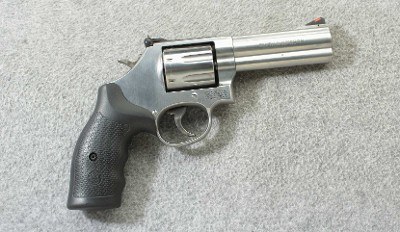 Smith & Wesson ~ 686-6 Plus ~ .357 Magnum - Image 1 of 7