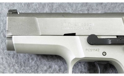 Smith & Wesson ~ Performance Center Shorty 40 1st. Gen. ~ .40 S&W - Image 4 of 7