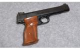 Smith & Wesson Model 41 .22 Lr. - 1 of 2