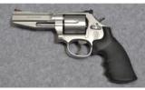 Smith & Wesson
Pro Series Model 686-6 .357 Mag. - 2 of 2