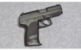Heckler & Koch USP Compact .45 Auto - 1 of 2