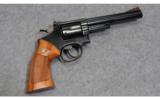 Smith & Wesson
Model 19-5
.357 Mag. - 1 of 2
