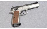 CZCZ75 Tactical Sports.40 S&W - 1 of 2