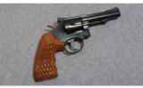 Smith & Wesson ~ 17 -5 ~ .22 LR - 1 of 2