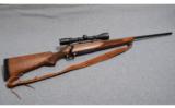 Winchester ~ Model 70 Lightweight ~ .30-06 Sprg. - 1 of 9