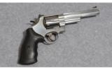 Smith & Wesson ~ Model 629-6 ~ .44 Mag. - 1 of 2