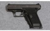 Heckler & Koch ~ P7 M8 ~ 9MM - 2 of 2