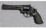 Smith & Wesson ~ 586 ~ .357 Mag. - 2 of 2