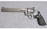 Smith & Wesson Model 629-3 DX Classic - 2 of 2