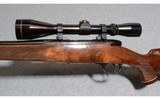 Weatherby Mark V Varmint .224 Weatherby Mag - 8 of 9