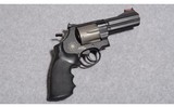 Smith & Wesson 329PD Air Lite PD .44 Magnum - 1 of 3