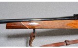 Weatherby Mark V (Japan) .300 Weatherby Magnum - 6 of 11