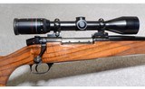Weatherby Mark V Custom .340 Weatherby Magnum - 3 of 10
