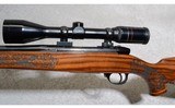 Weatherby Mark V Varminter .22-250 Remington - 8 of 10