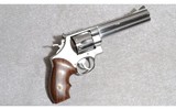Smith & Wesson Model 610 Revolver 10mm - 1 of 6