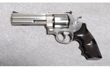 Smith & Wesson Model 610, 10mm Revolver - 2 of 6