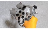 Smith & Wesson Model 460es, 460 S&W Magnum, 3 1/2" Barrel - 3 of 8
