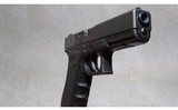 Glock Model 17, 9mm Luger, 4 1/2" Barrel - 3 of 6