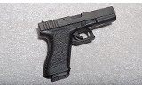 Glock 17 Pistol, 9MM Luger, 4.48 Inch Barrel - 1 of 6