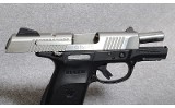 Ruger Model SR9 c 9mm Luger 3 1/2" Barrel Pistol - 5 of 6