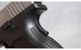 Springfield XD-09 Sub-Compact Pistol, 9mm Luger, 3 Inch Barrel, 1 3/4 lbs. - 5 of 6