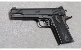 Kimber Custom LW Pistol, .45 Auto, 5 Inch Barrel, 2 Lbs. - 1 of 5