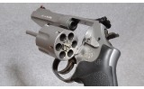 Smith & Wesson Model 686-6, 4.2" .357 Magnum Revolver - 5 of 6