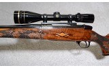 Custom Grade Weatherby Mark V Rifle, 240 Weatherby Magnum, 26 Inch Barrel, 10 1/4 lbs. - 8 of 10
