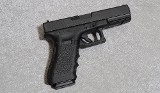 Glock 22 Pistol, .40 S&W, 4 1/2 Inch Barrel, 1 5/8 lbs.