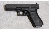 Glock 22 Pistol, .40 S&W, 4 1/2 Inch Barrel, 1 5/8 lbs. - 2 of 6