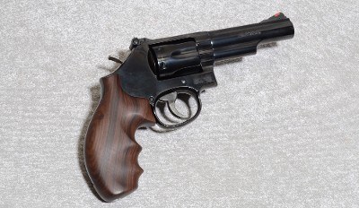 Smith & Wesson 19-10 Revolver, .357 Magnum, 4 1/4 Inch Barrel, 2 3/8 lbs.