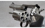Ruger Security Six Revolver, .357 Magnum, 4 Inch Barrel, 2 1/2 lbs. - 4 of 5
