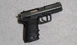 Heckler & Koch USP Pistol, .40 S&W, 4.125 Inch Barrel, 2 lbs.