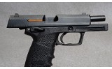 Heckler & Koch USP Pistol, .40 S&W, 4.125 Inch Barrel, 2 lbs. - 5 of 6