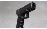 Glock 19 Gen. 4 Pistol, 9mm Luger, 4 Inch Barrel, 1 1/2 lbs. - 4 of 6